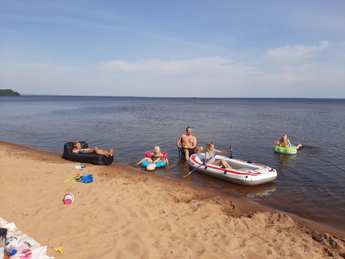 ホテルLomakyla Kultahiekat Manamansalo エクステリア 写真