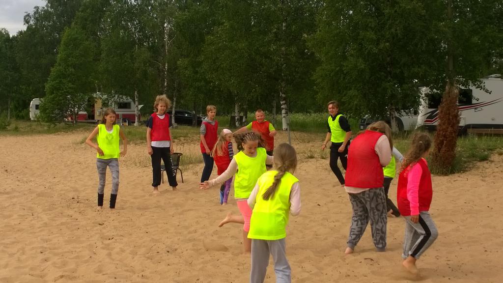 ホテルLomakyla Kultahiekat Manamansalo エクステリア 写真